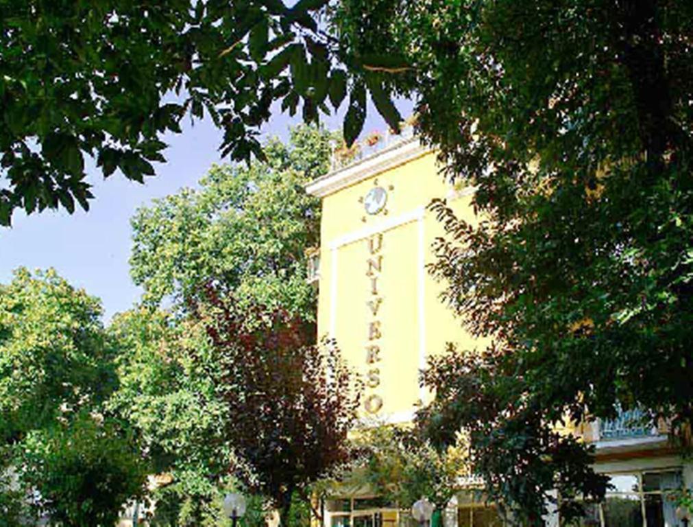 Hotel Universo Fiuggi Bagian luar foto