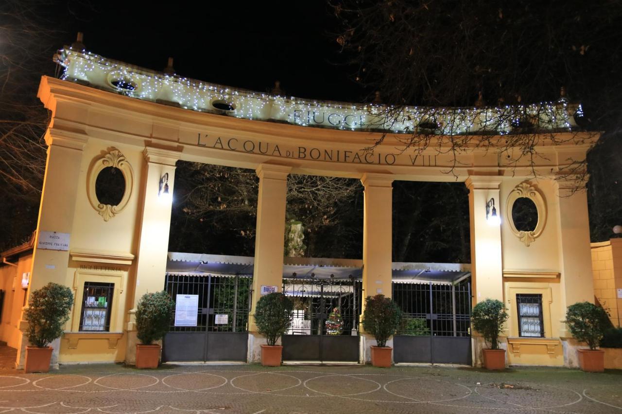 Hotel Universo Fiuggi Bagian luar foto